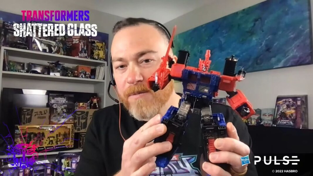 Fan First Tuesday! Transformers Livestream Report  (193 of 196)